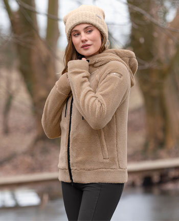 Sweaters, Fleece & Pullovers