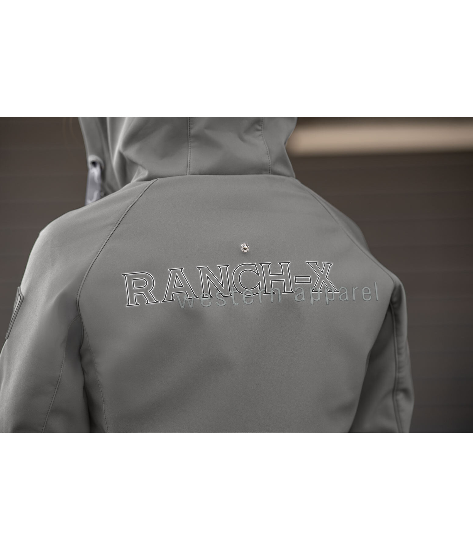 Softshelljas Sutton met capuchon