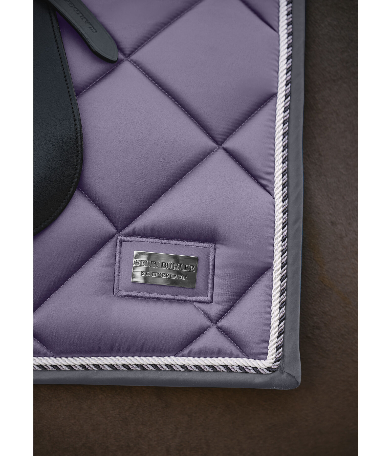 zadeldek Swiss Design