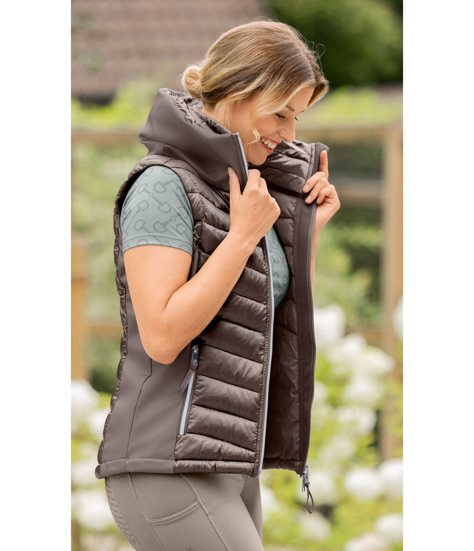 softshell combi bodywarmer Zoey met capuchon