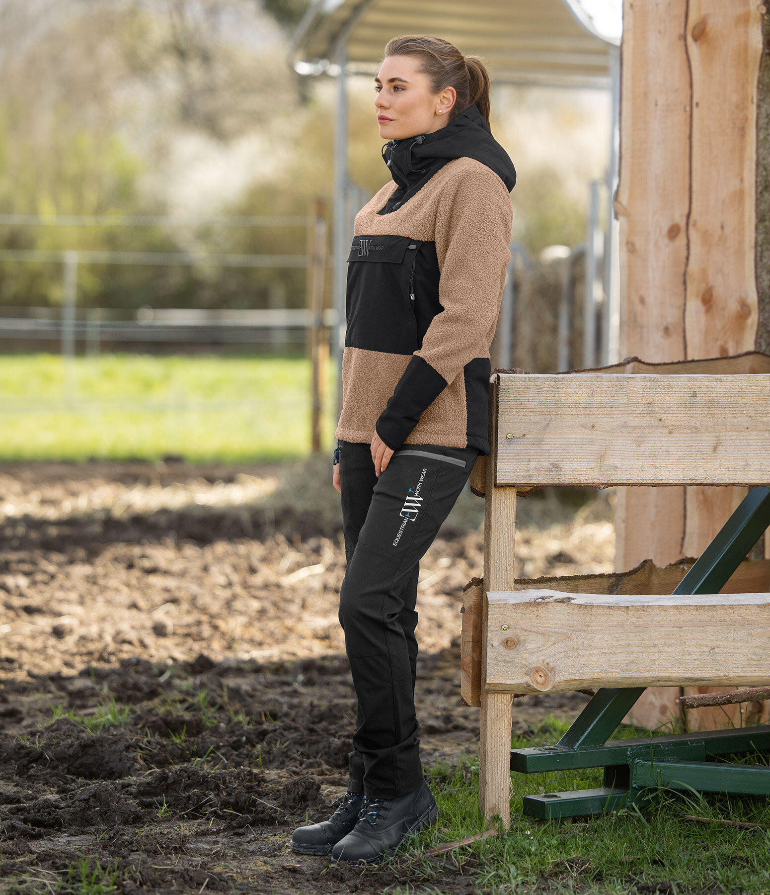 Dames-Outfit Sherpa-Hoodie met capuchon